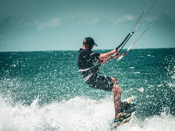 Kitesurfing and houseboat holiday, South Africa