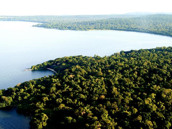 Luxury Tanzania safari & Lake Victoria