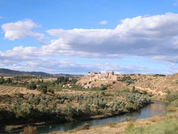 Rural yoga vacation in Spain, nr Madrid