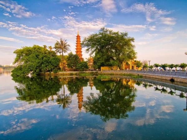 Colourful Vietnam 11 day tour