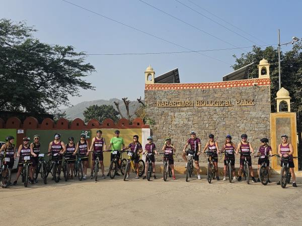 Jaipur to the Taj Mahal cycling tour, India