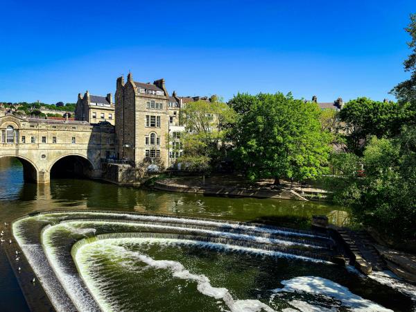 Southern England luxury self drive vacation