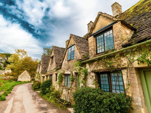 Southern England luxury self drive vacation