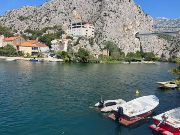 Food and cycling vacation in Southern Croatia