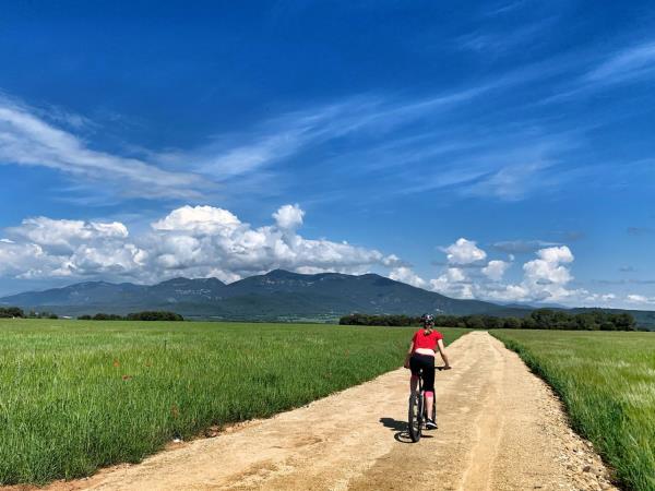 Accessible cycling vacation in Catalonia, Spain
