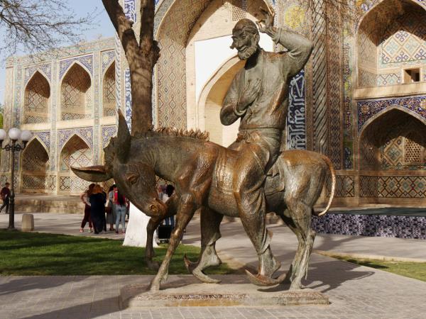 Uzbekistan culture & crafts vacation