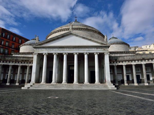 Naples vacation for visually impaired travellers