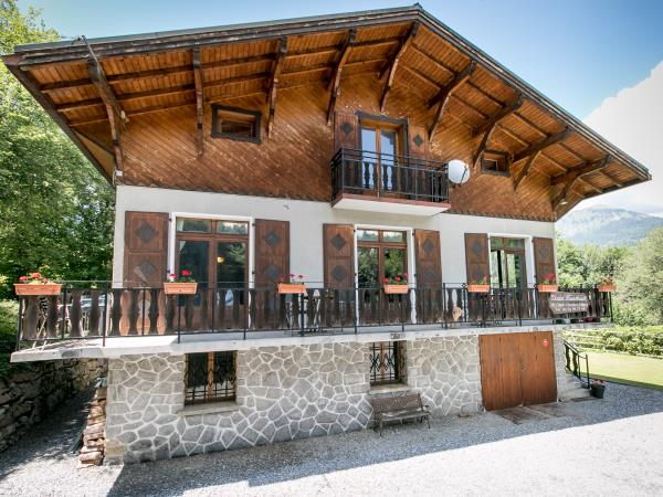 French Alps self guided walking holiday