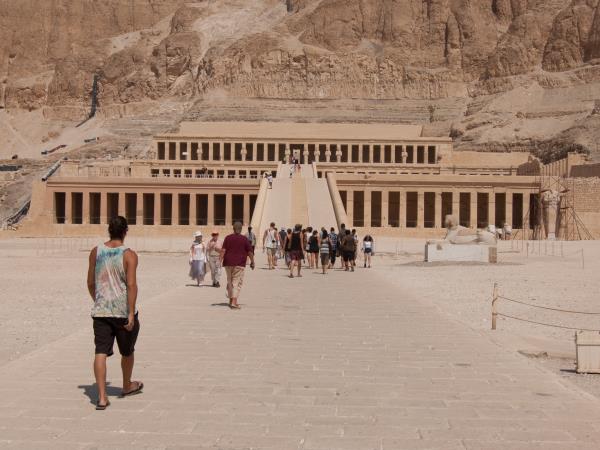 OO Nairobi to Cairo overland tour