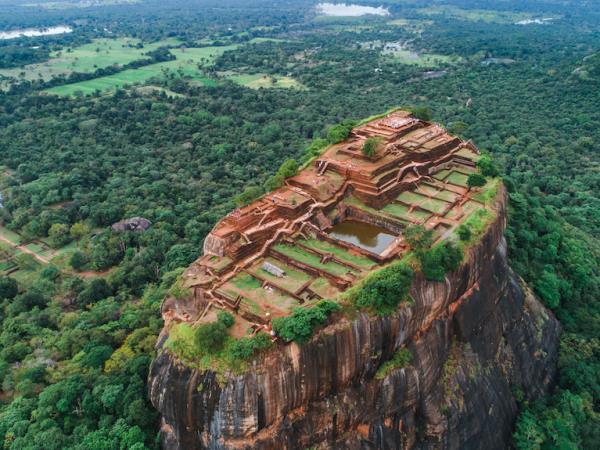 Sri Lanka highlights and volunteering vacation
