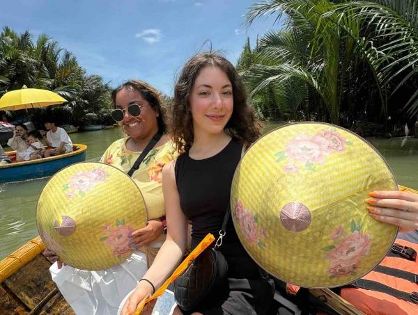 Family volunteering vacation in Vietnam