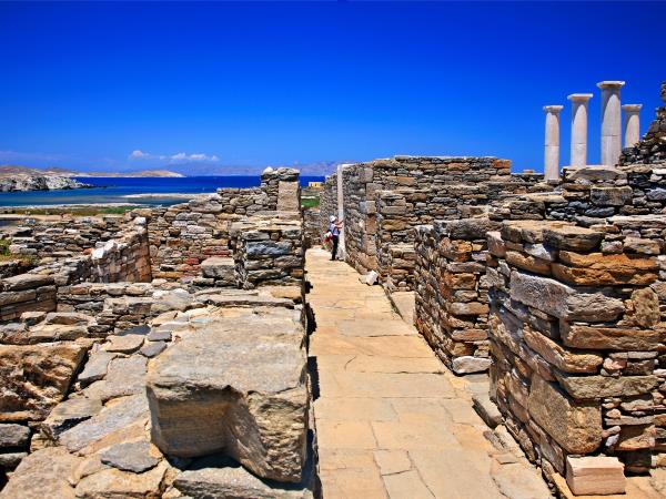 Cyclades islands tailor made tour