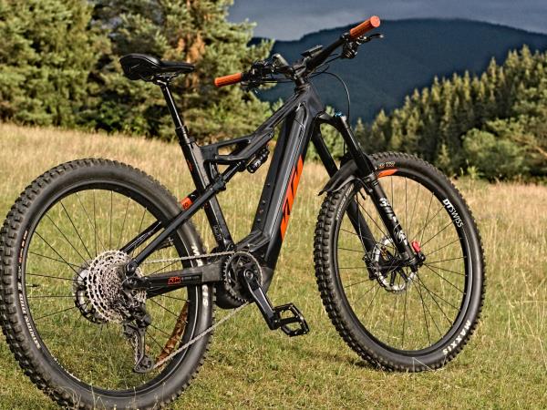 Electric bike vacation in Bulgaria