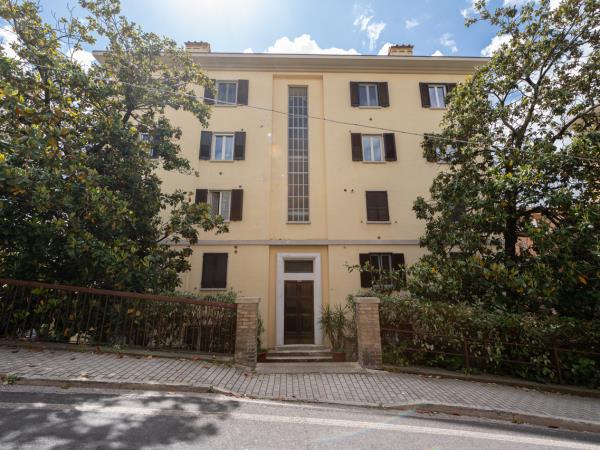 Perugia accomodation in Italy, sleeps 6