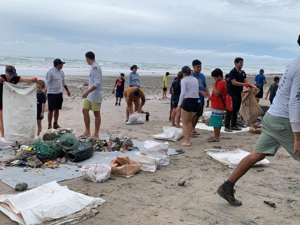 Volunteer with sea turtles in Costa Rica