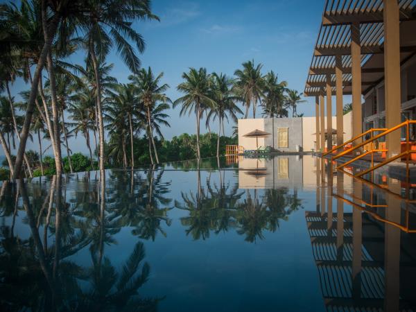 Beach vacation & tour in Sri Lanka