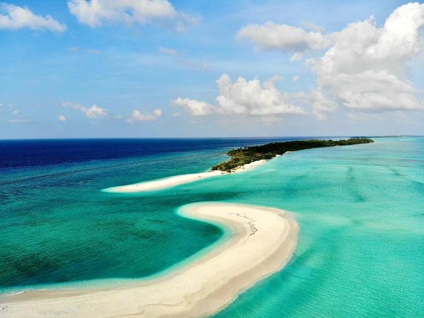 Off the beaten track Maldives island hopping vacation