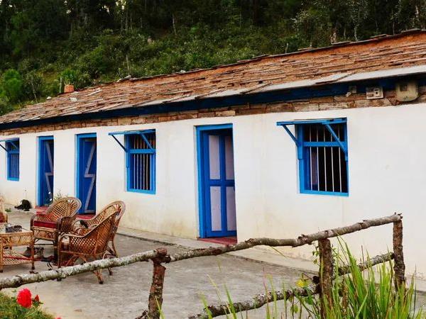Indian Himalayas walking vacation