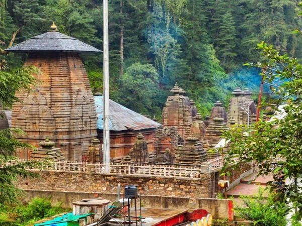 Indian Himalayas walking vacation