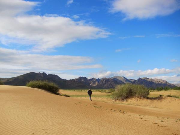 Mongolia adventure vacation, off the beaten track