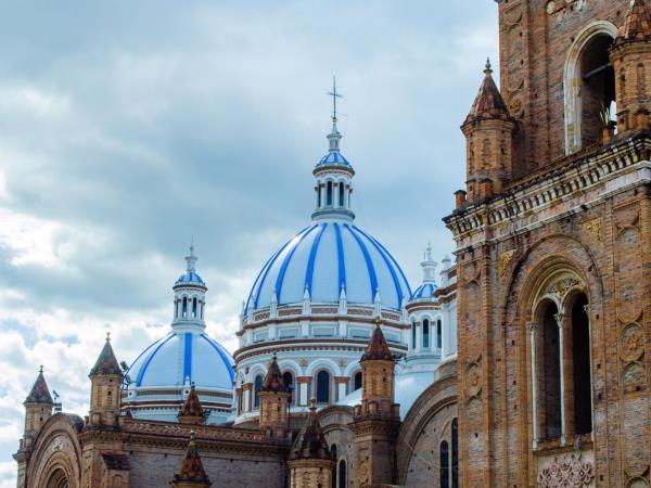Ecuador Avenue of the Volcanoes vacation
