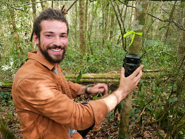 Volunteer with Lemurs in Madagascar