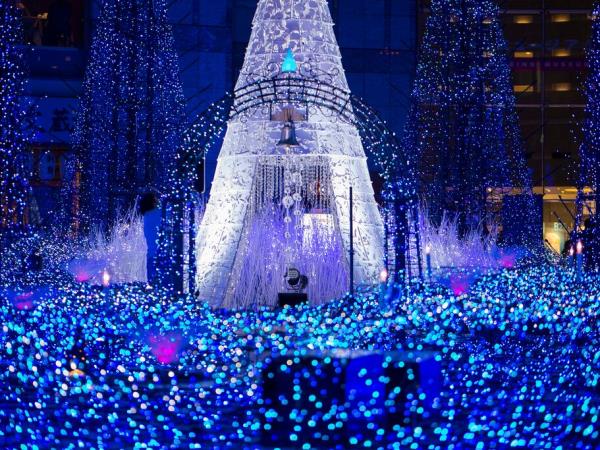 Japan winter highlights tour, Sapporo snow festival