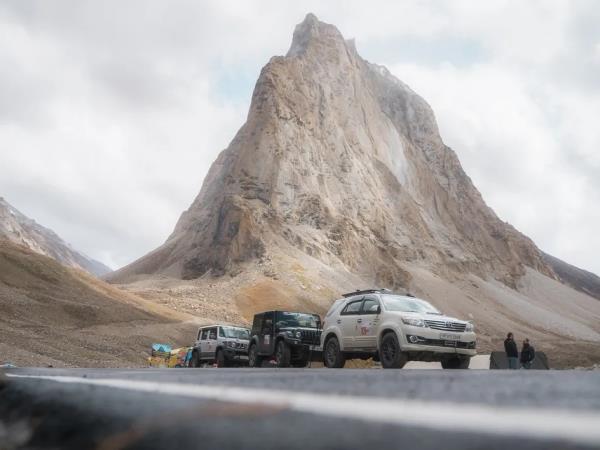 Ladakh self drive expedition in India