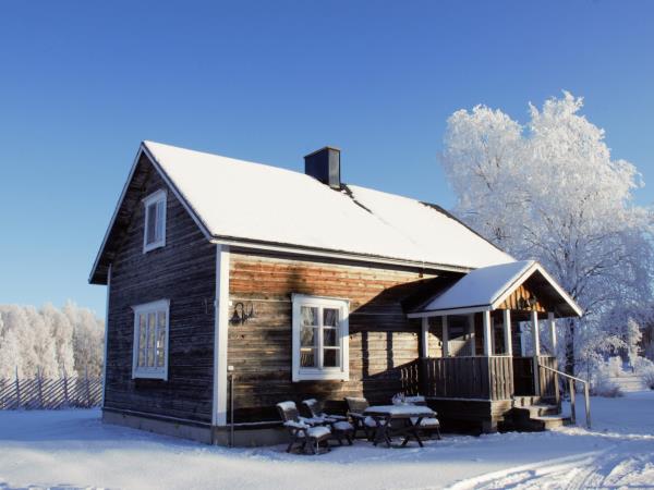 Ski adventure vacation in Finland