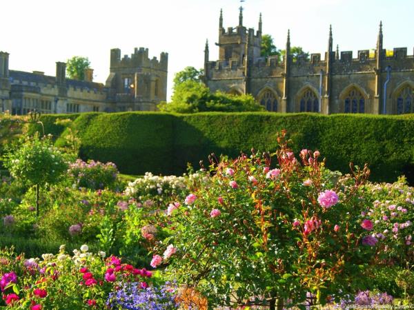 Luxury English history vacation, the Tudors