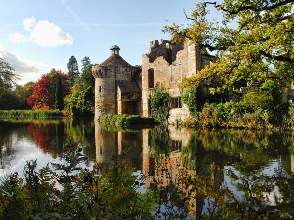 Luxury English history vacation, the Tudors