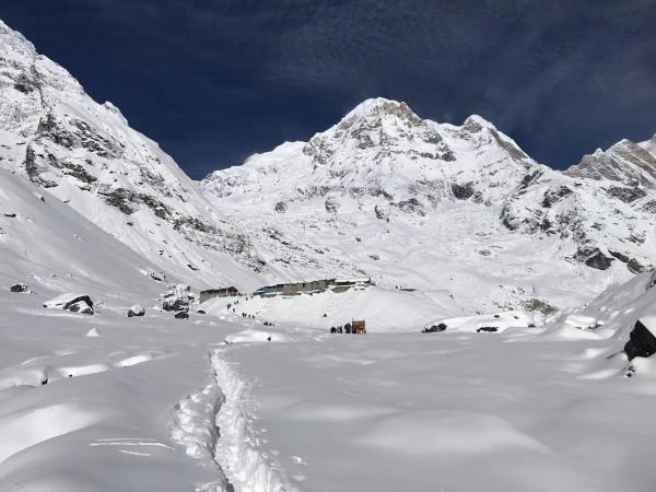 Annapurna Circuit & Tilicho Lake trekking vacation