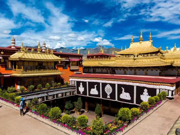 Tibet trekking tour, private departure