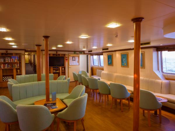 French Polynesia 10 night small ship cruise