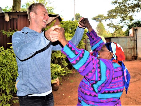 Kenya cultural tour, family ties
