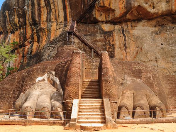 Sri Lanka highlights vacation for families, 13 days