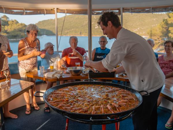 Dalmatian Island cruise and cycling vacation, Croatia