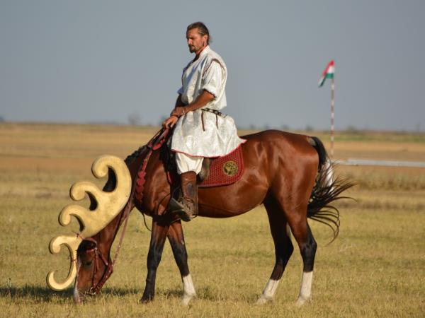 Hungary women only tour