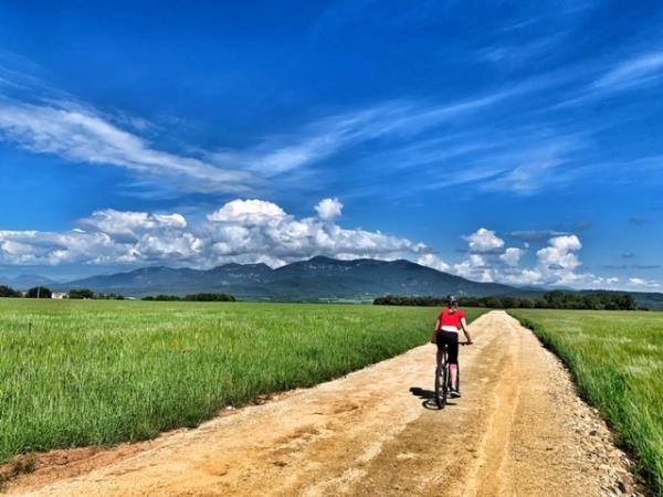 Accessible cycling vacation in Catalonia, Spain