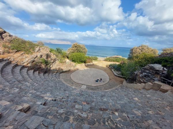Meditation and painting vacation in Crete