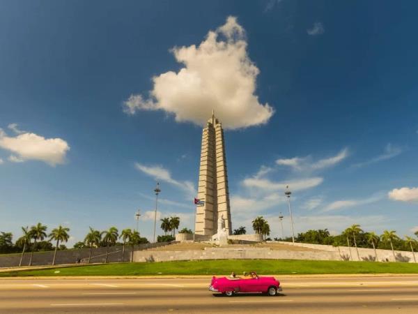 Cuba adventure vacation, tailor made