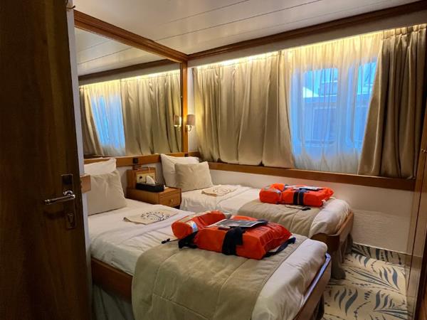 Greece wine tasting cruise