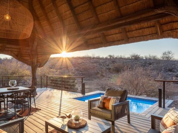 Family luxury safari & beach vacation, South Africa & Mozambique