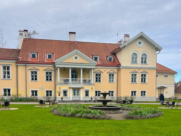 Estonia wildlife vacation, small group