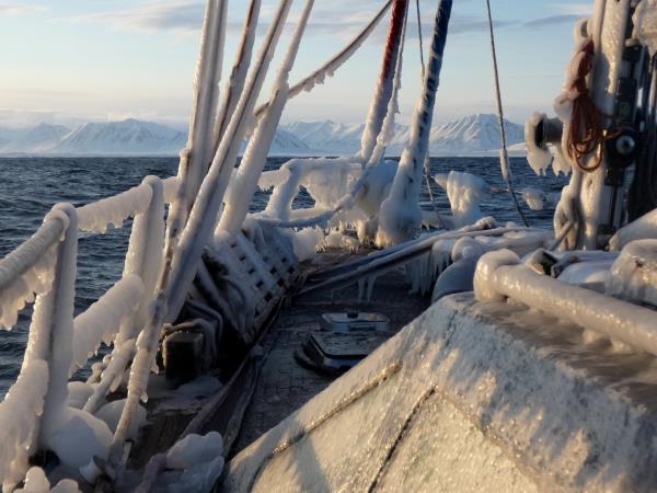 Svalbard sail & ski vacation