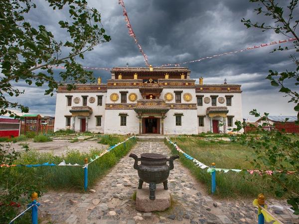 Naadam festival & Gobi desert tour, Mongolia