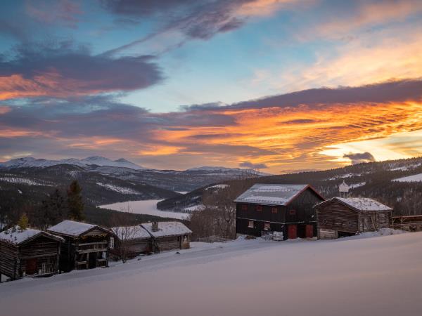 Cross country skiing vacation in Norway