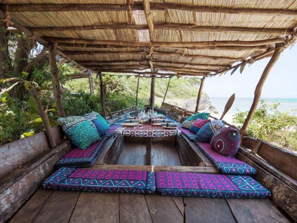 Family safari and beach vacations in Kenya
