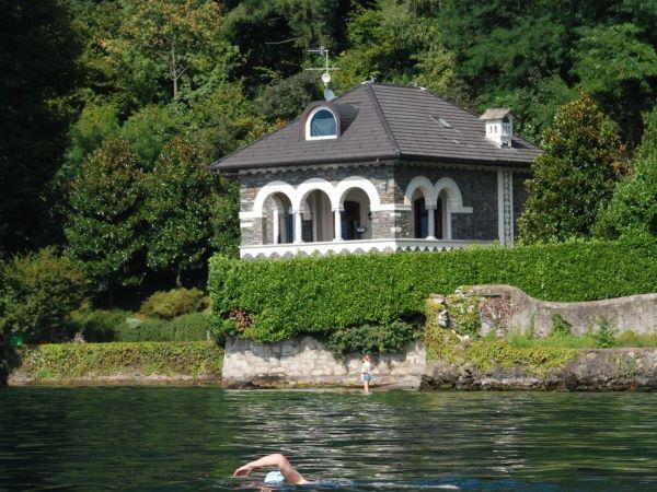 Lago d�Orta swimming vacation, Italy