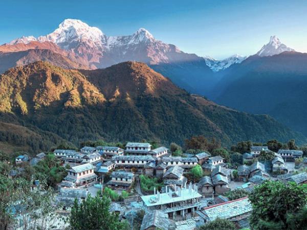 Annapurna and Everest walking vacation, Nepal